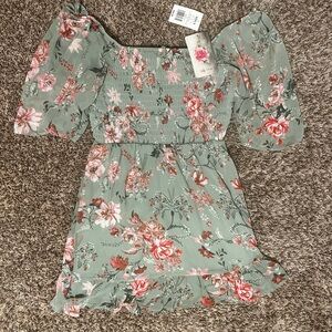NWT women’s dress